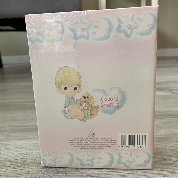 Precious Moments Photo Album - Picture 2 of 3
